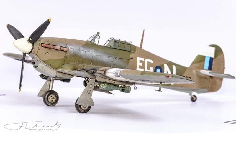 Hawker Hurricane Mk.IIc Trop, Arma Hobby 1/48