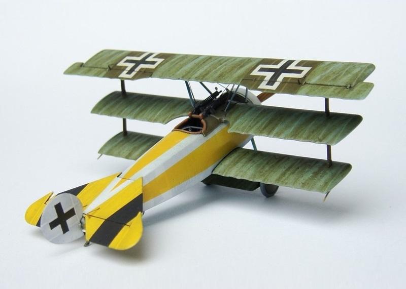 Fokker Dr.I, Roden 1:72